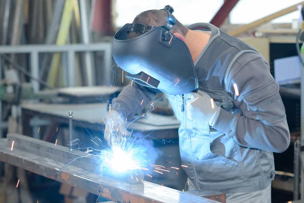 How To Become A Welder (From No Experience To Professional)