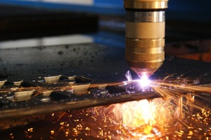 Cutting metal